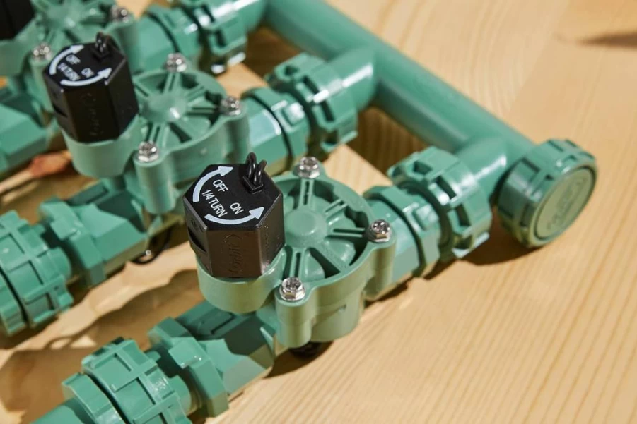 Orbit 57257 4-Valve Preassembled Sprinkler Manifold Kit for Easy Installation, Compatible with Smart Controllers, PVC & Poly Pipe, Includes 4 In-Line Valves, Durable Irrigation System